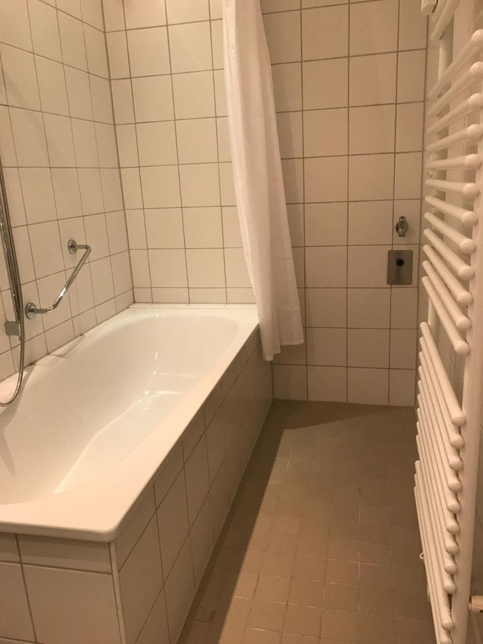 Goldener Anker Hotel Genthin Eksteriør billede